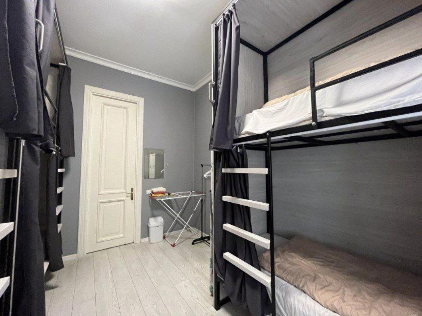 Friends Hostel Киев Екстериор снимка